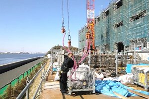 ビニルホース4本で現場コスト1297万円を削減する「柱筋セット術」とは？