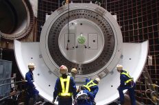 「巨大ピンを挿入」が最優秀賞！　土木学会の写真コンテストが心にしみる