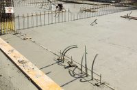 コンクリート温度は「35℃」を超えても問題ない?「38℃」までOK?
