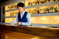 建設会社の社長が、毎夜バーカウンターに立つ理由とは?【秋田県・後藤建設】