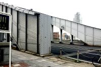 昭和の東京オリンピック前は、死の危険を伴う職人「カシメ屋」が工事現場にいた