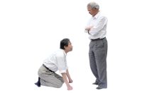 ガマンできるオッサンはどっち?「下請業者を見下す上司」VS「パソコンを使えないベテラン」