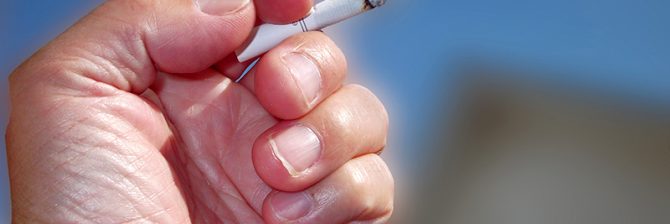 非喫煙者なのにタバコの臭いで銘柄を判別できるようになった20代女性現場監督の訴え