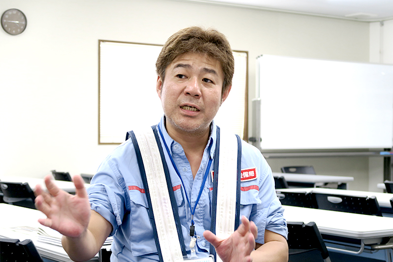 佐藤貴之氏(国土交通省関東地方整備局 横浜国道事務所 工務課建設監督官)