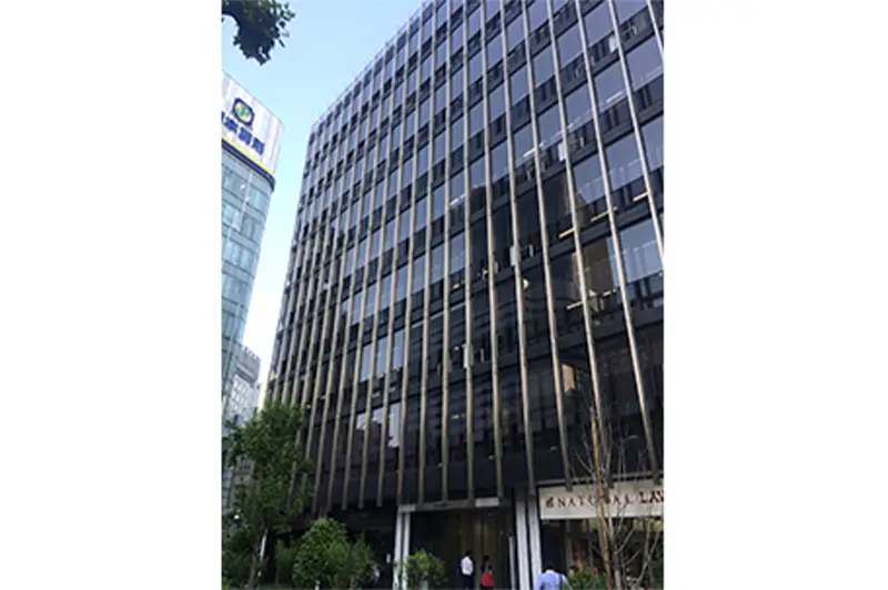 ホーメスト破産が建築業界にもたらした波紋 1社専属下請の危険性とは 施工の神様