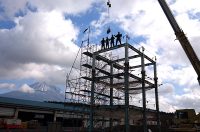 年収1000万に近いスーパー職長も誕生。「鳶職(とび)を架設工(たか)に変える」鈴木組のキャリア設計とは？