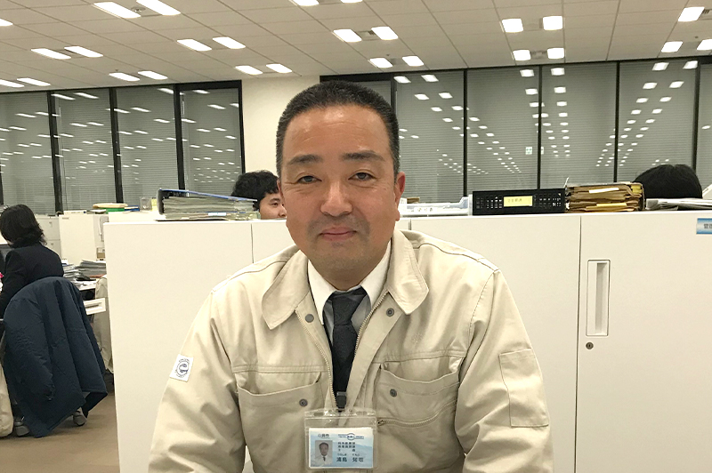 呉市産業部港湾漁港課 管理グループ 浦島知司主査。呉市出身、46歳
