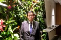 天井落下防止工法で学校・工場関係者から熱い注目を浴びる「帯塗くん」とは？