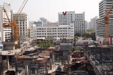 ホースの水でレベルを確認!建築用語さえ通じない土木の会社が「建築」に手を出すとこうなる!