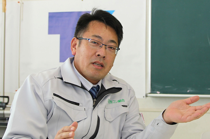 八代地区生コンクリート協同組合の松本公哉事務局長
