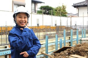 日本の耐震技術を母国・台湾へ。 スキーをしに来日したのに現場監督になった「台湾のけんせつ小町」