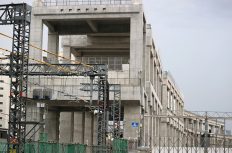 鉄道ファン注目の「淡路要塞」が巨大すぎる【阪急電鉄の高架化工事】