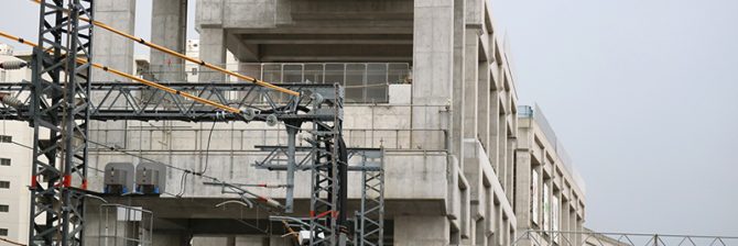 鉄道ファン注目の「淡路要塞」が巨大すぎる【阪急電鉄の高架化工事】