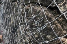 熱膨張率”以外”に、鋼製スペーサーを使うべき意外な理由