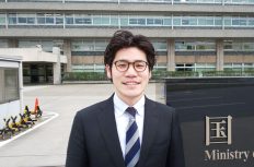 国土交通省のキャリア採用ウェビナーを取材してみた