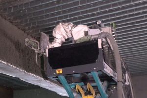 【鹿島】実工事に”耐火被覆吹付ロボット”を適用！「環境改善や生産性向上」を実現