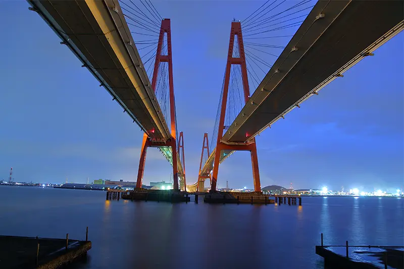 構造物偏愛のすすめ 名港トリトン 名港東大橋 名港中央大橋 名港西大橋 施工の神様 構造物偏愛のすすめ 名港トリトン 名港東大橋 名港中央大橋 名港西大橋 施工の神様