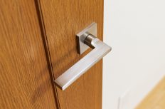 【みんなの失敗談】た、た、、建具が入らない！？