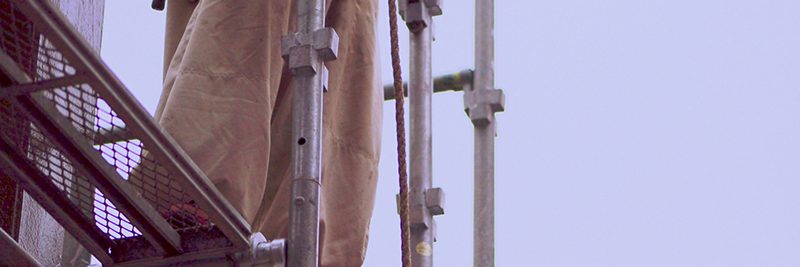 仮設足場の解体撤去は、結局組み立てた人間がやるのが一番良い説