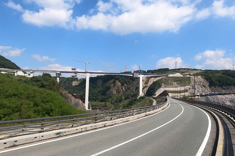 新阿蘇大橋と長陽大橋