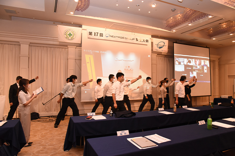 安全大会でオリジナル体操を披露