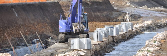 工事用道路のルート変更で、工期が1ヵ月短縮した話【豪雨災害の復興工事】