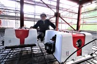 「鉄筋の結束は、もう職人がやる仕事じゃない」 香川発の建設ロボが、鉄筋職人の汗一粒の価値を高める