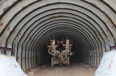 山岳トンネル建設は、コンサルとゼネコンのJVが理想的