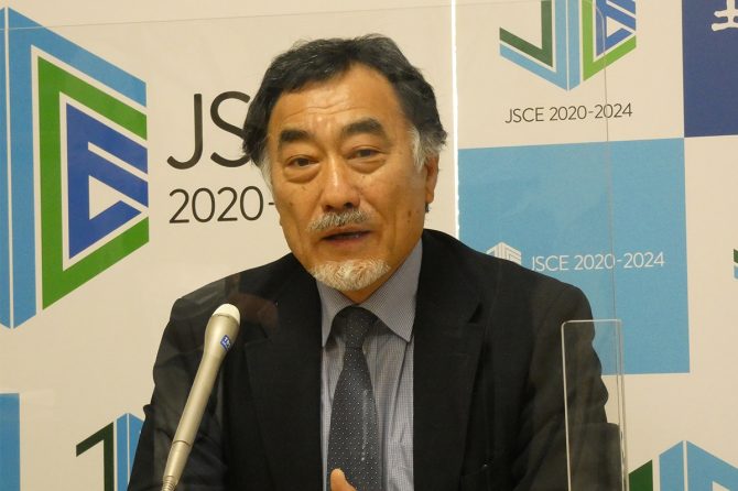 「流域治水」の具体的な推進について語る家田会長