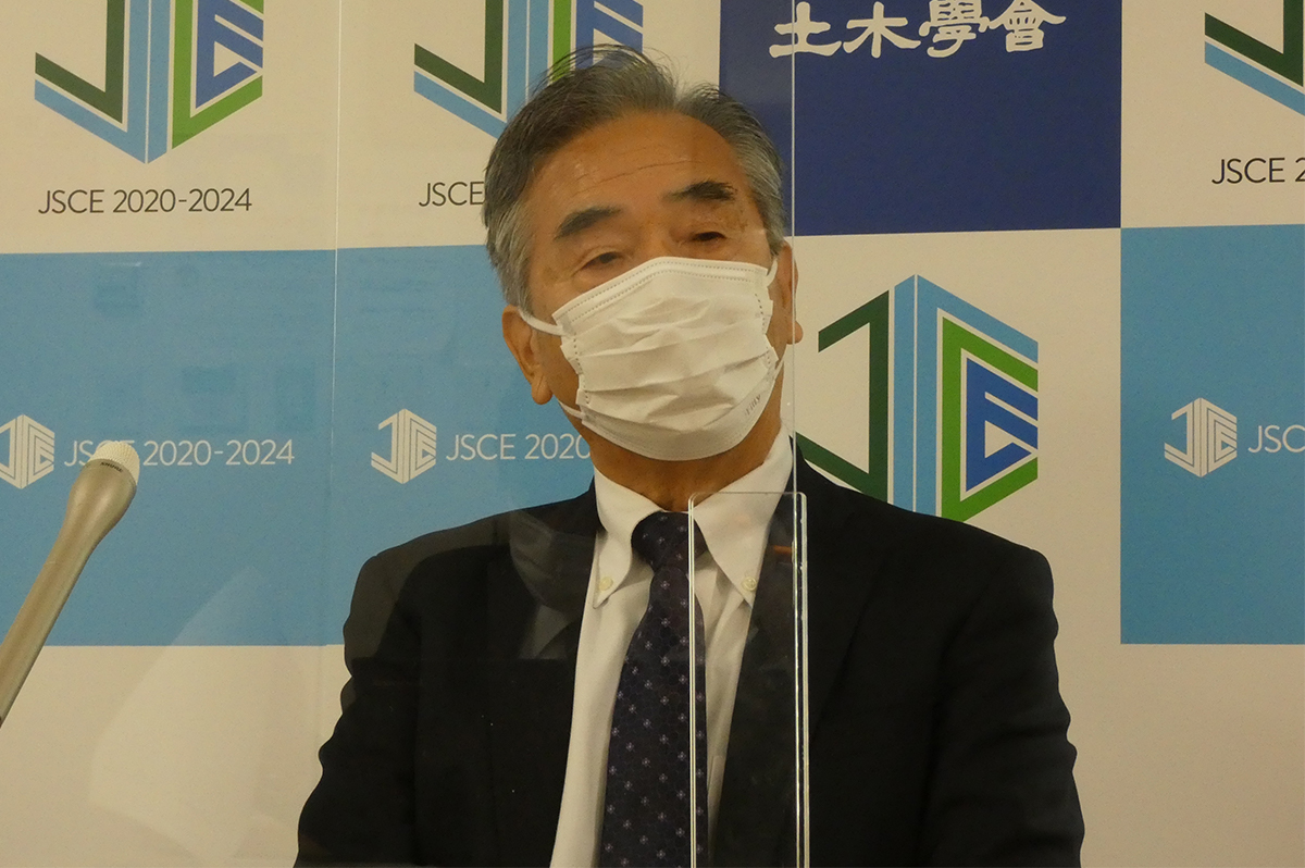 球磨川「流域治水プロジェクト」に関する「学識経験者等の意見を聴く場」の座長もつとめた福岡捷二委員(中央大学研究開発機構教授)