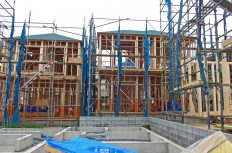 無茶ぶりすぎる…!入社2ヶ月で7現場を任された新人現場監督