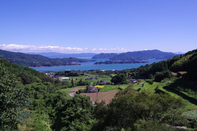 【石積みのある風景】～天草棚底の棚田（熊本県天草市）～