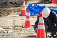 他責すぎる職人や施工業者。仕事が進まないのは本当に現場監督のせい？