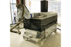 【大和ハウス工業】耐火被覆吹付作業のロボット開発で実用化に成功