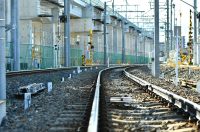 せん断破壊が原因か?福島県沖地震による新幹線橋脚の損傷