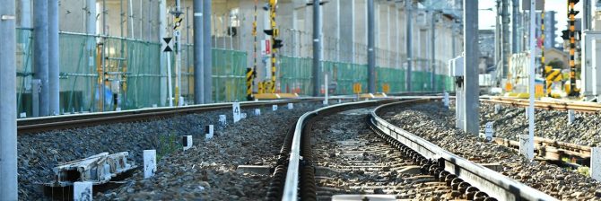 せん断破壊が原因か？福島県沖地震による新幹線橋脚の損傷