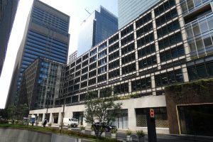 RC造・延床面積10万m2超の“大手町ビル”は、なぜ建て替えではなく大規模リノベーションが選ばれたのか