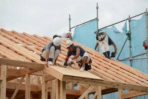 2040年には新築住宅着工戸数が49万戸まで減少か。求められる非住宅への転用などの創意工夫【野村総研】