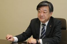 「建設産業の再生なくして日本の再生なし」 足立敏之参議が語る建設産業の展望