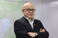 情熱を抱く若者よ、あきらめない若者よ、阪神高速へ来たれ。