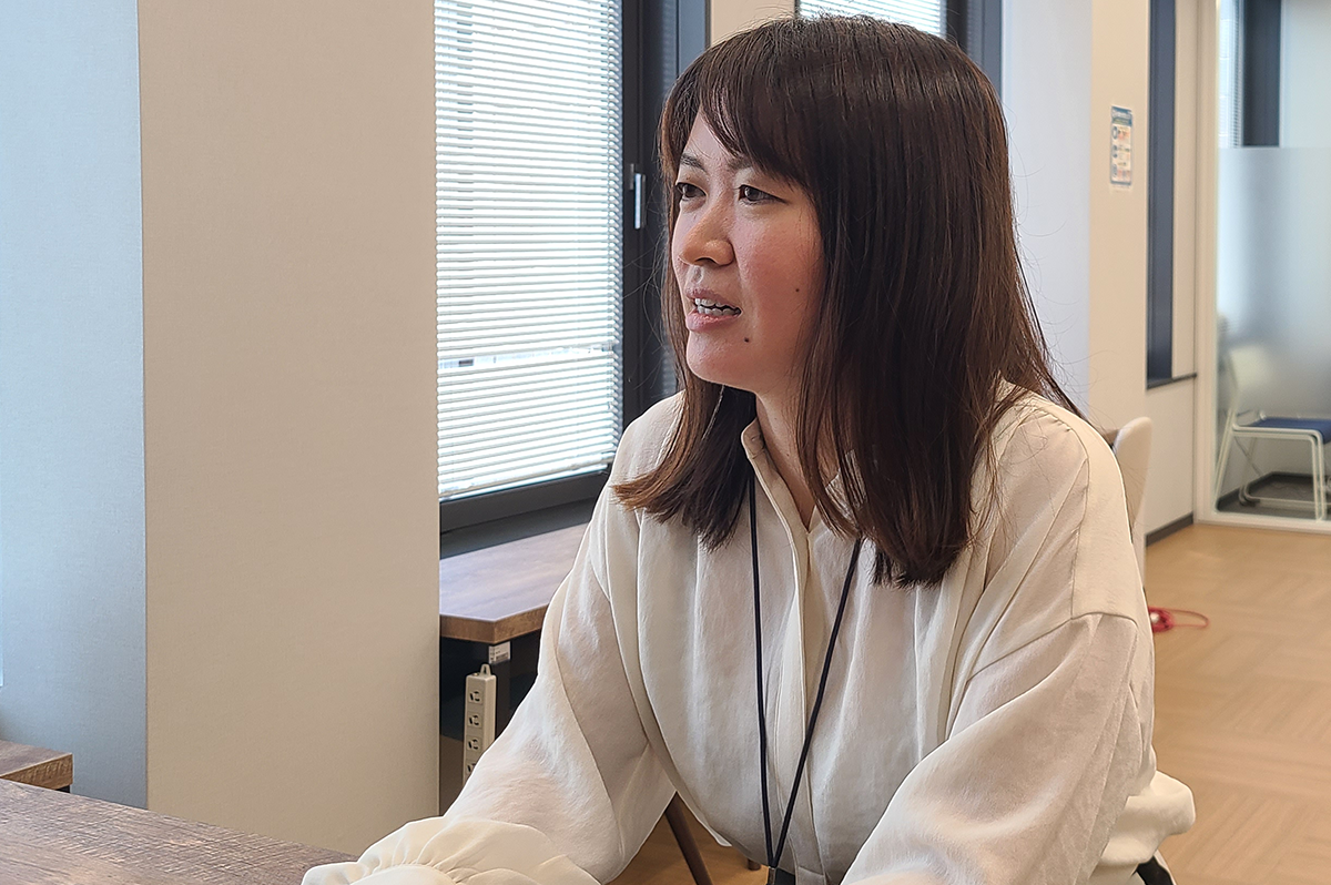 安積さん