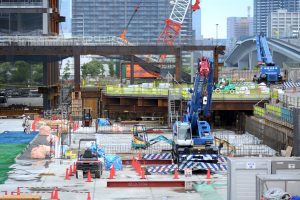 【衝撃】民間工事で「4週8休以上」は”たった8.6%”。建設業界の週休2日はいつ実現する?