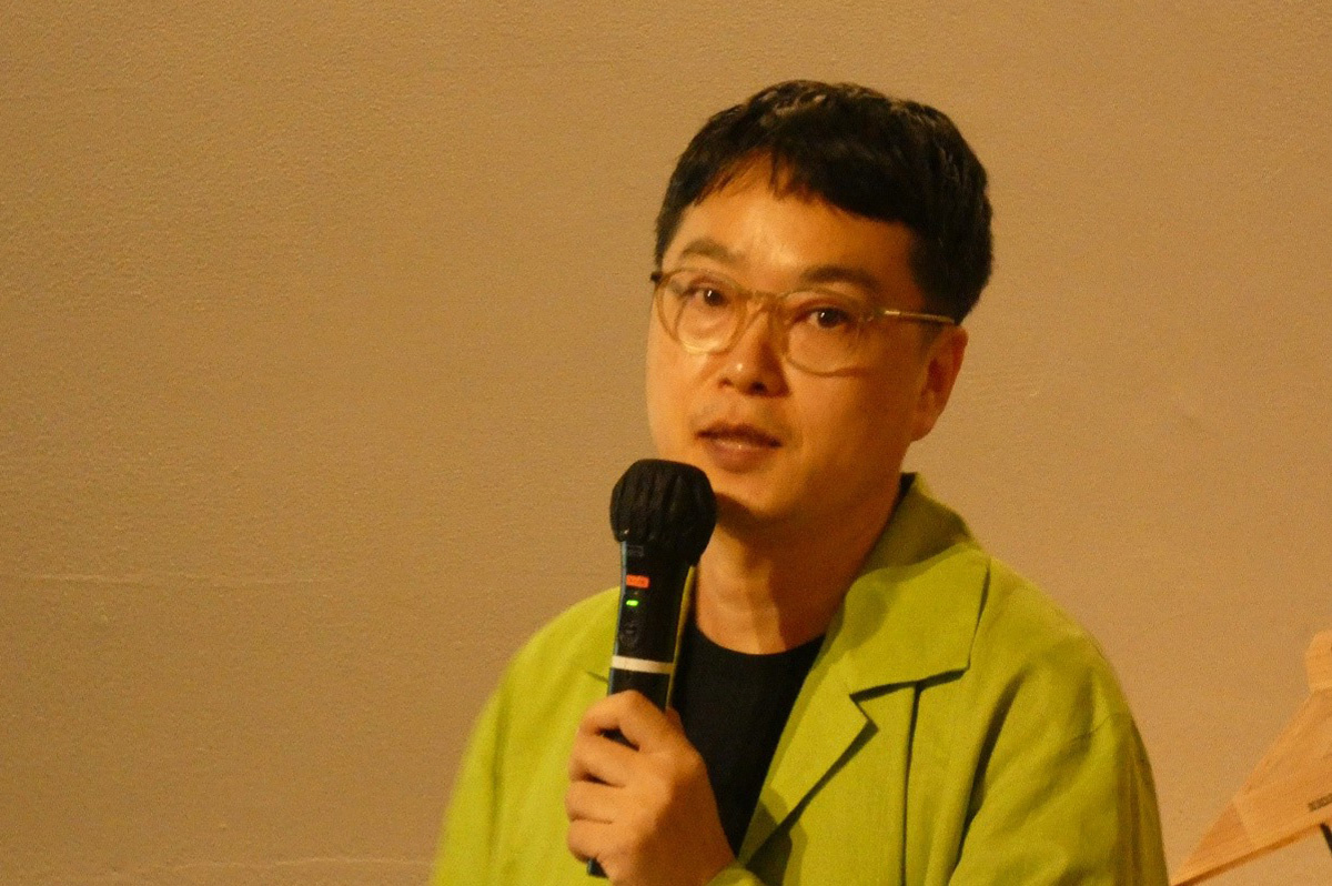 トラフ建築設計事務所・鈴野浩一氏が国産材(端材)を利用したオリジナルプロダクトのデザインを担当