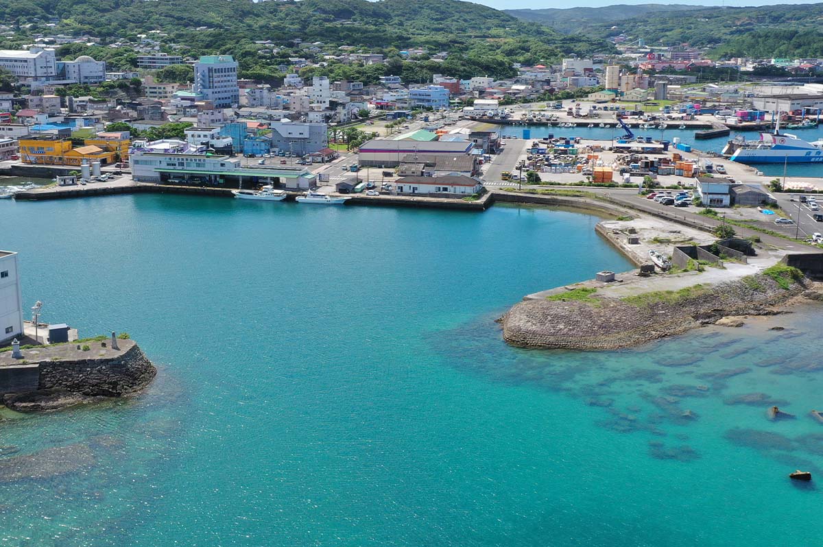 江戸期鹿児島の離島における築港技術を伝える赤尾木港の岸岐と築島(西部支部)