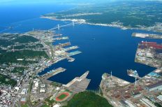 【選奨土木遺産】先輩技術者に思いを馳せる。2022年度は「室蘭港港湾施設群」など23件を選定