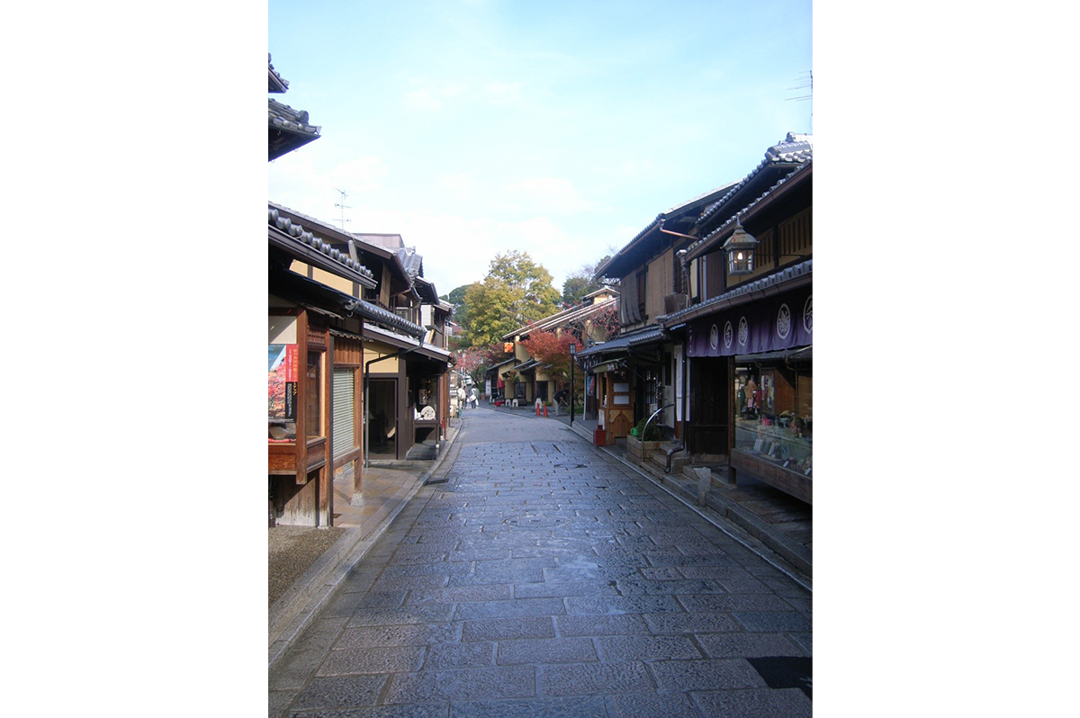 整備後の二年坂(写真提供:京都市建設局)