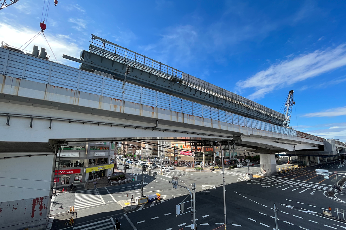 工事中の喜連瓜破高架橋(交差点部分)