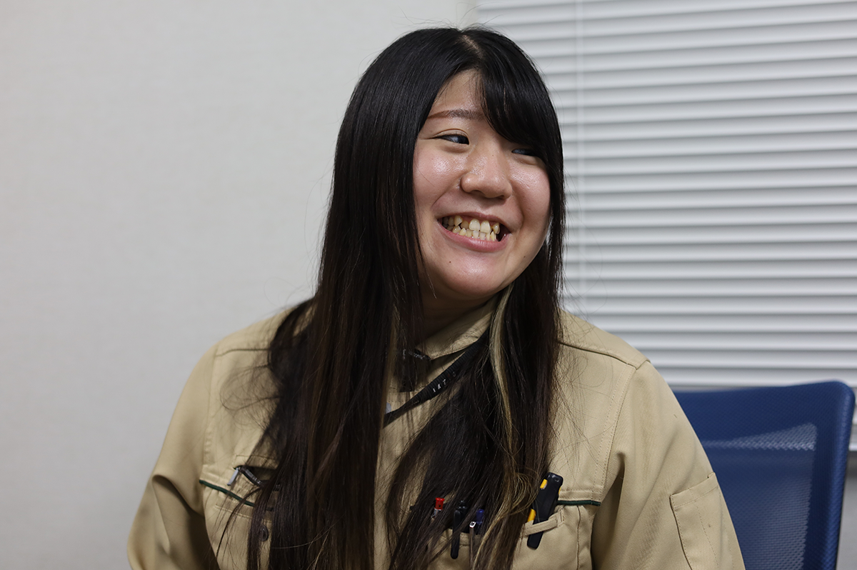 楽しそうに取材に応じてくれる西川さん