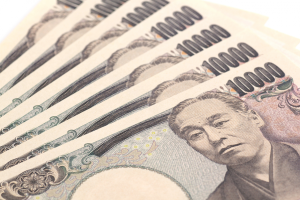 冬のボーナスが3年ぶりに増加。建設業は120万超え！今年は何位？