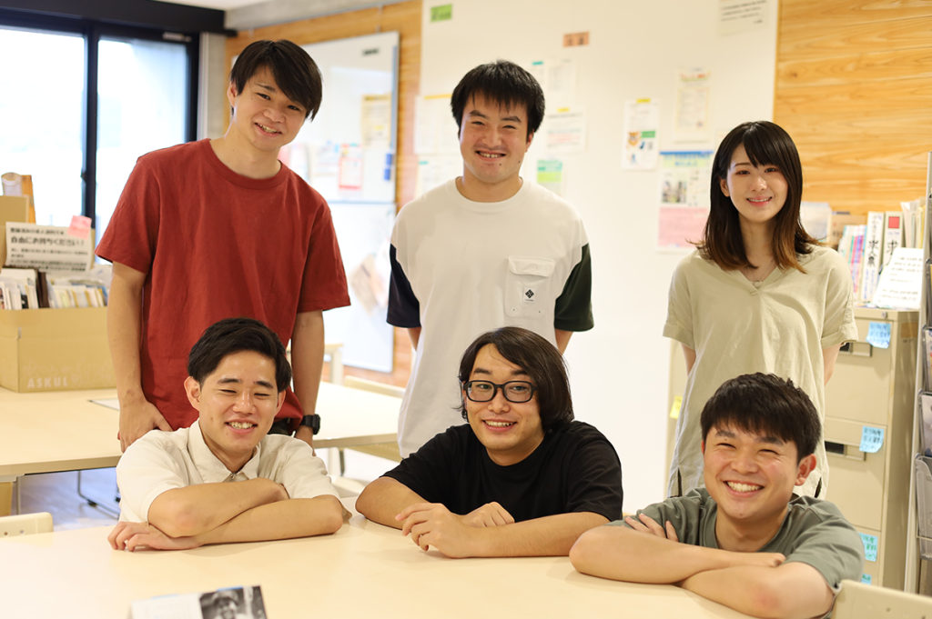 熊大の河川／流域研究室に所属する学生たち